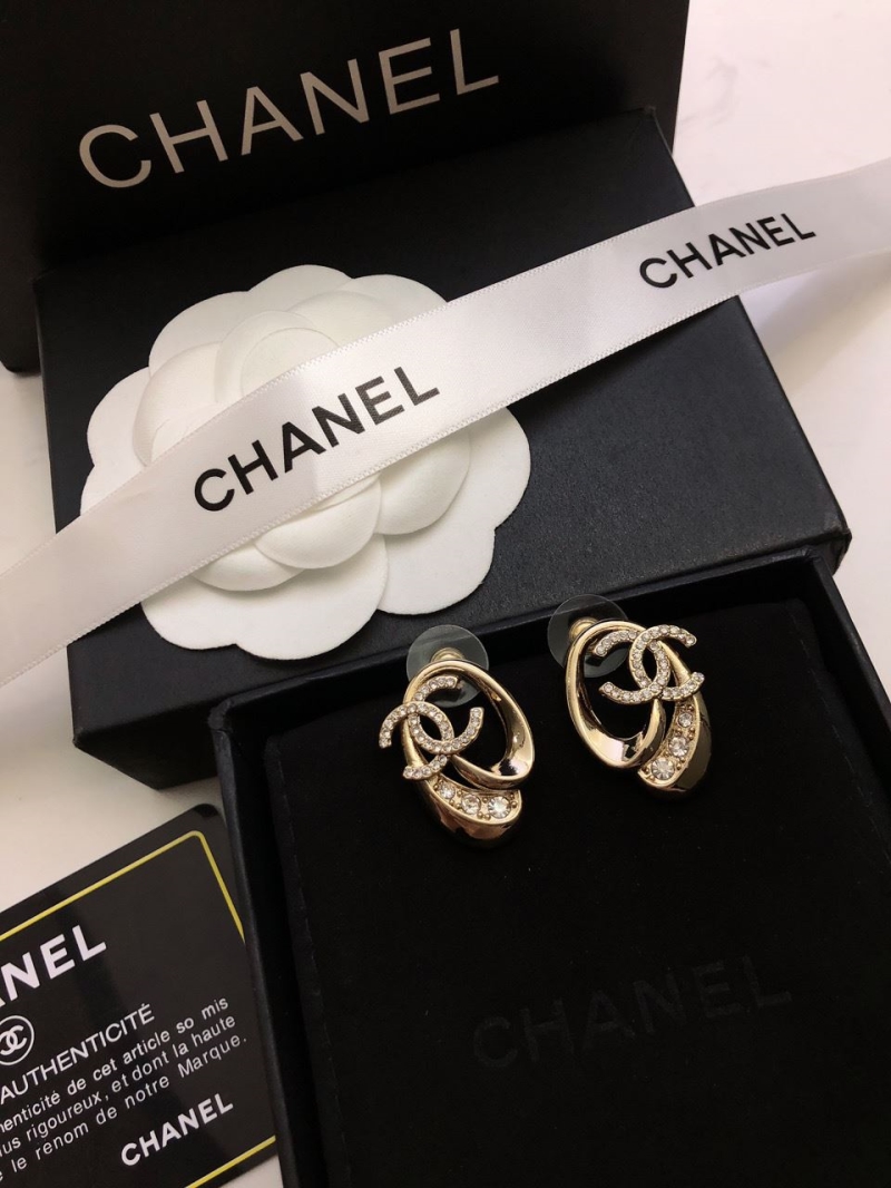 Ch**el earrings